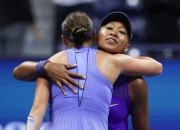 问鼎-大坂直美迎来十赛季高光表现，C9球迷沸腾！的简单介绍