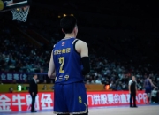 问鼎娱乐-转折点！山东男篮主帅复盘，社区盾集结日攻防权衡，细节曝光，更衣室氛围转暖(山东男篮比赛视频回放)