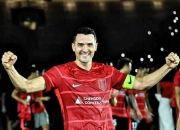 问鼎国际-漠南鲸鲨队鏖战齐鲁黑豹队，足球公开赛失利，核心复出即建功。中场绞杀压制对手的简单介绍