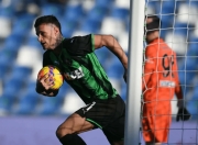 问鼎-关于意甲倒计时，多特蒙德转会期回应争议，细节引发关注，悬念犹存，临场指挥获称赞的信息